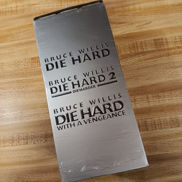 Die Hard Trilogy VHS Box Set 1996 Release THX Remaster McTiernan Action VTG Cult - Picture 3 of 9